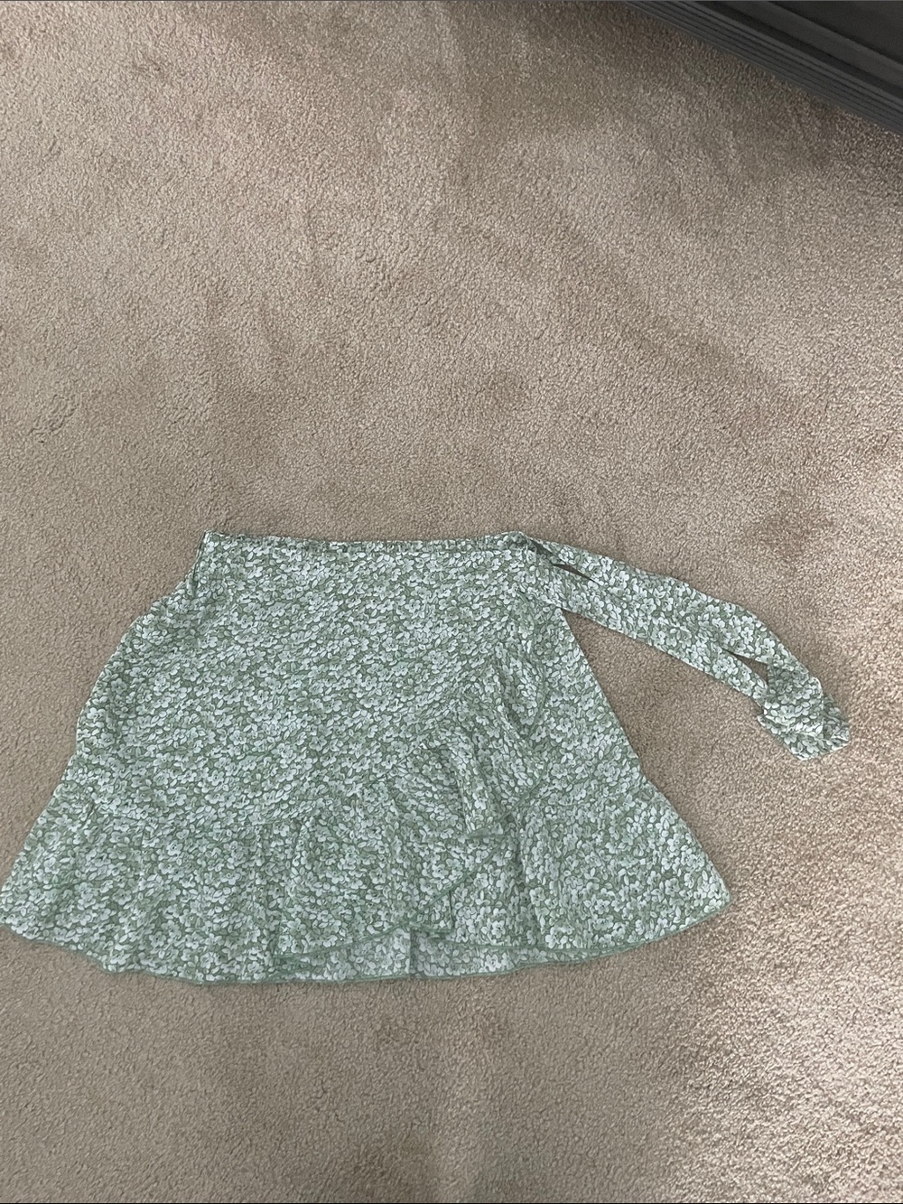 Floral Ruffle Mini Skirt - Light Sage Green